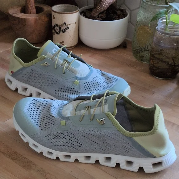 On Running Olive and Gray Sneakers - Picture 7 of 9